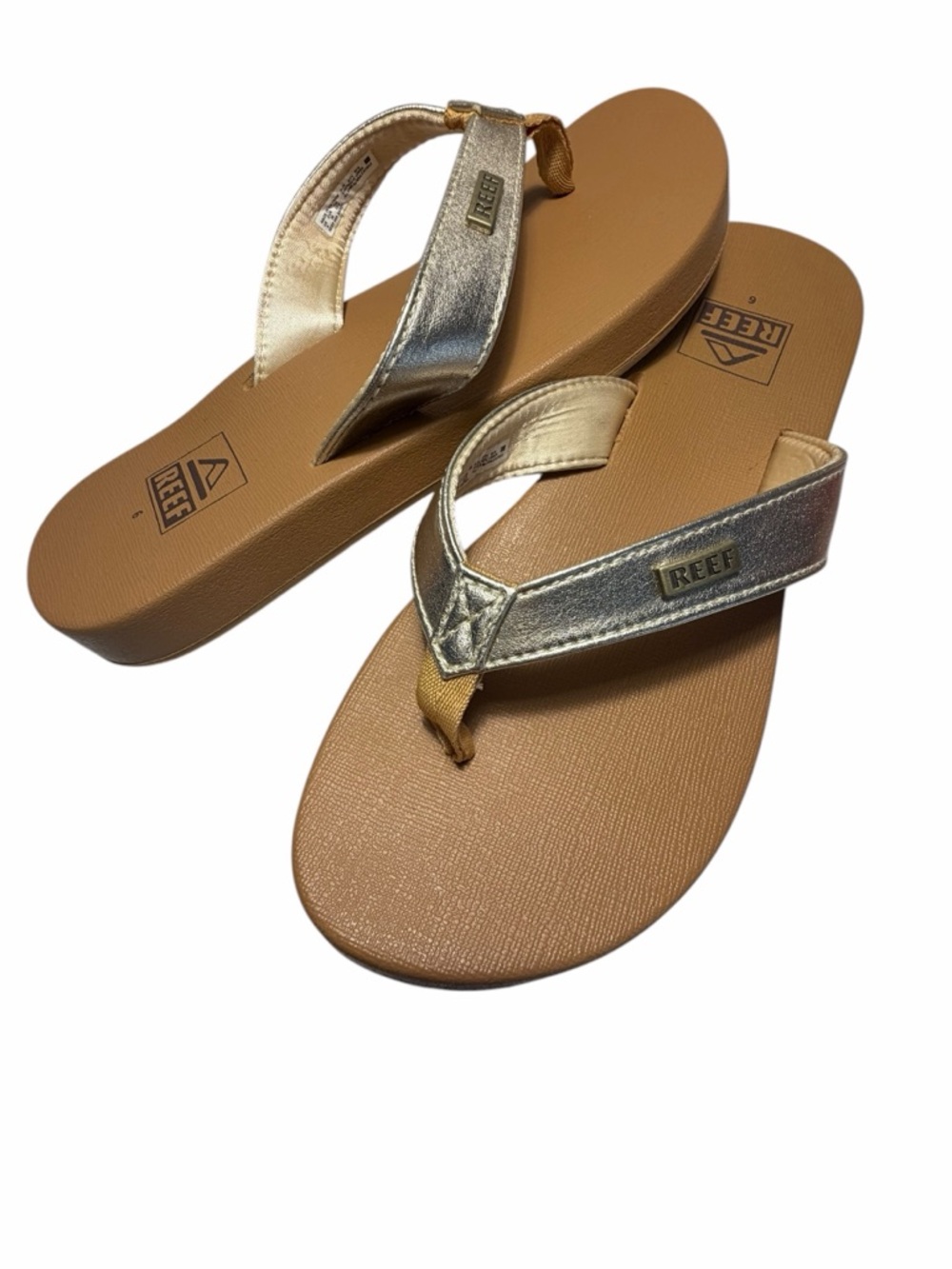 Reef Women's Cushion Court Flip Flops Iridescent Gold Sandals Size 6